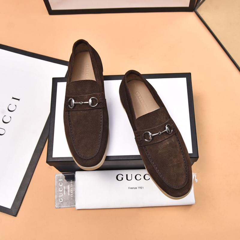 G*u*i leather shoes